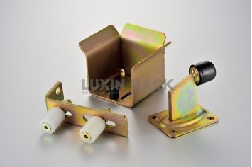 NYLON WHEEL GUIDE BRACKE···